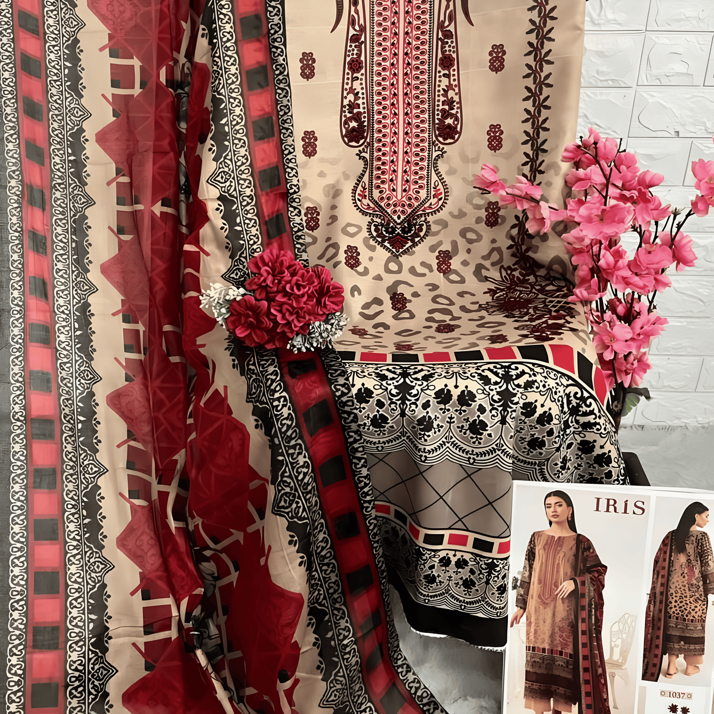 Afsanah Luxury Heavy Cotton Pure Lawn Suit With Cotton Malmal Heavy Dupatta 1037