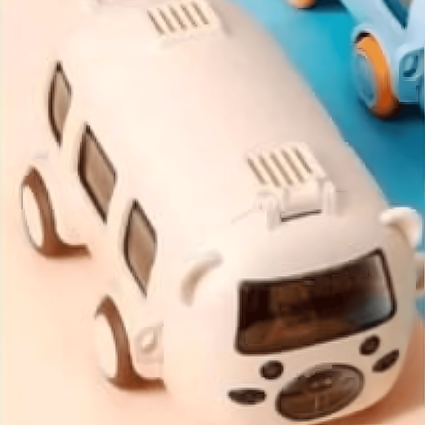 Bus Shape Sipper Leakproof Adjustable Shoulder Strap One-Touch Button Pop Up Easily Open And Close